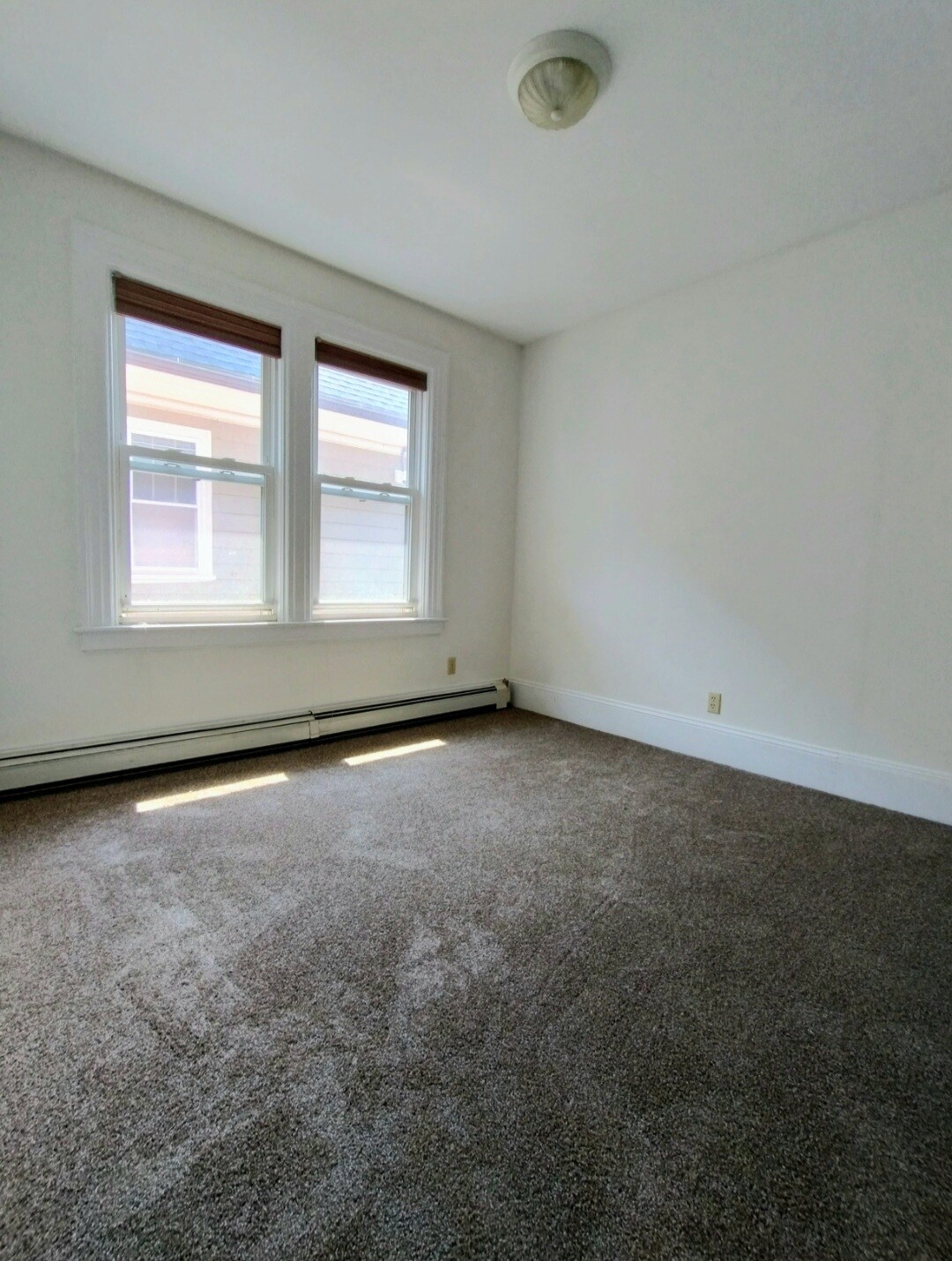 Building Photo - 151 Ivy St