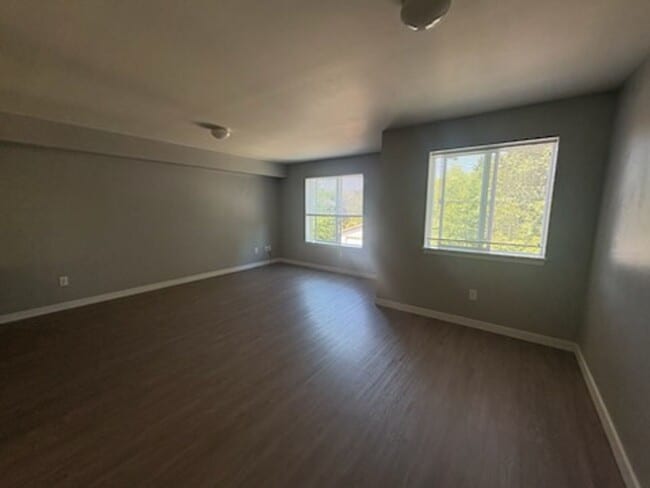 Building Photo - Belleau Woods: Your Home is Waiting!