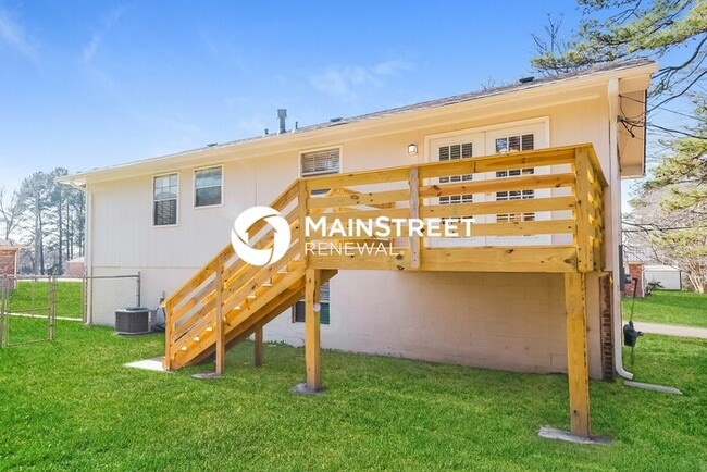 Building Photo - 3 Bedroom Pet-Friendly Home in Fultondale,...