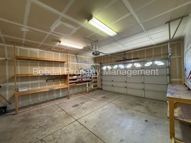Building Photo - 1260 Flintwood Dr