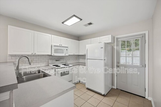 Building Photo - 1534 Tiana Way