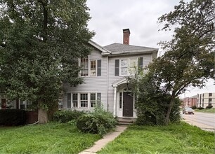 Building Photo - 3037 Algonquin Pkwy