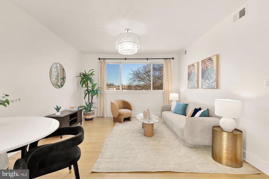 View of dining/living area open layout - 1907 3rd St NW