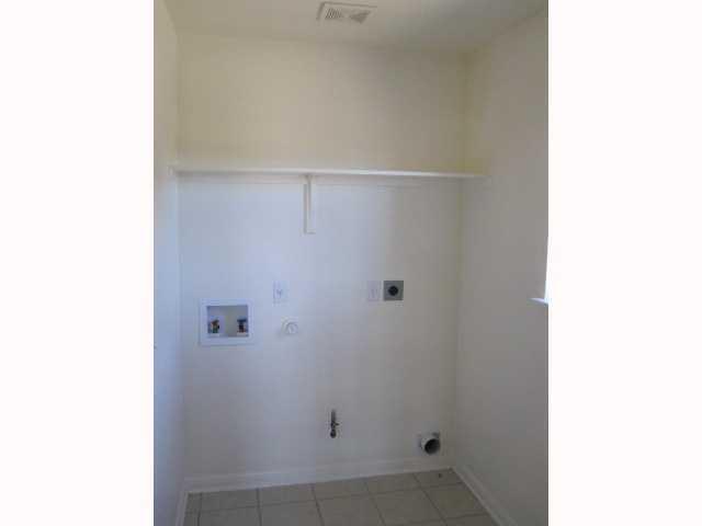 Building Photo - 728 Abbeyglen Castle Dr