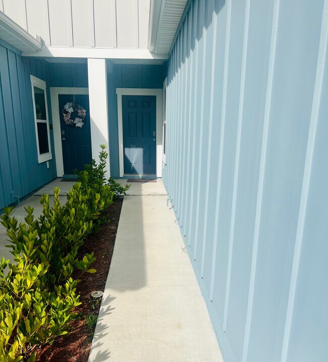 Building Photo - 839 Observatory Pkwy