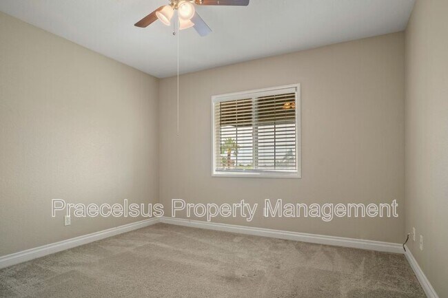 Building Photo - 2809 Red Rock Canyon Rd