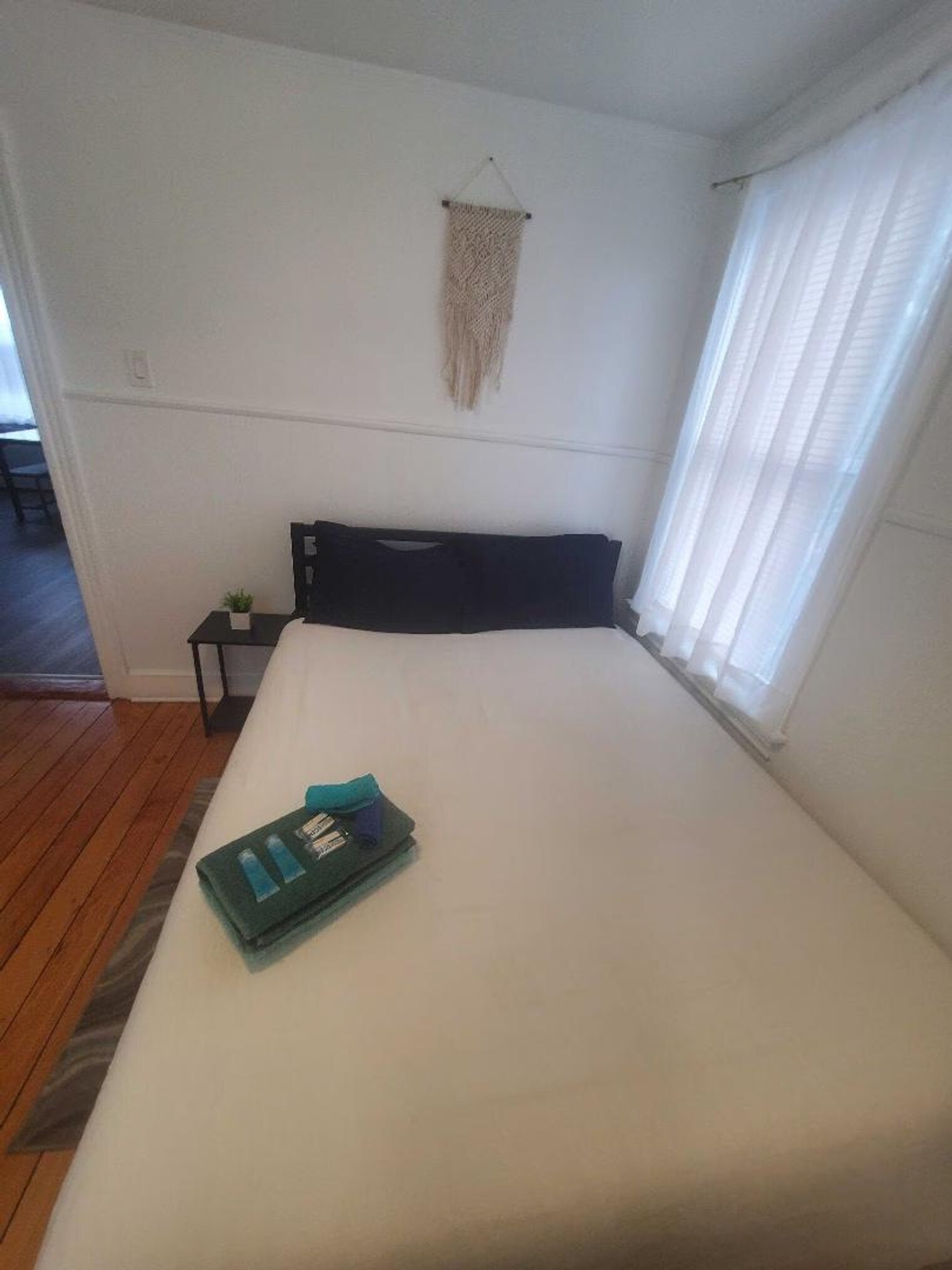 Building Photo - 141 Wendell St