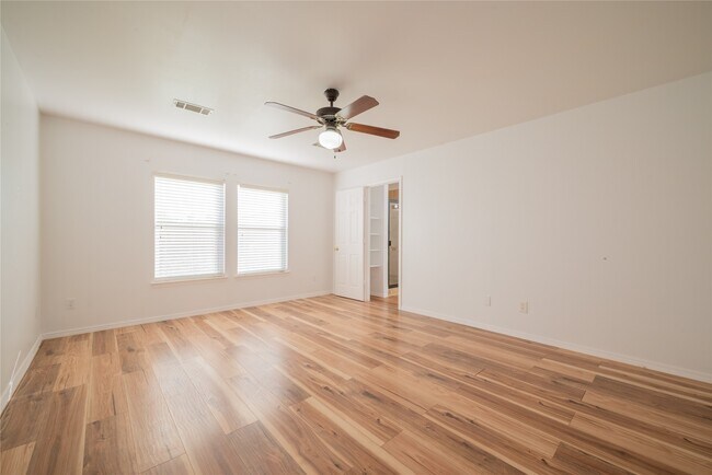 Building Photo - 7246 Wimberly Oaks Ln