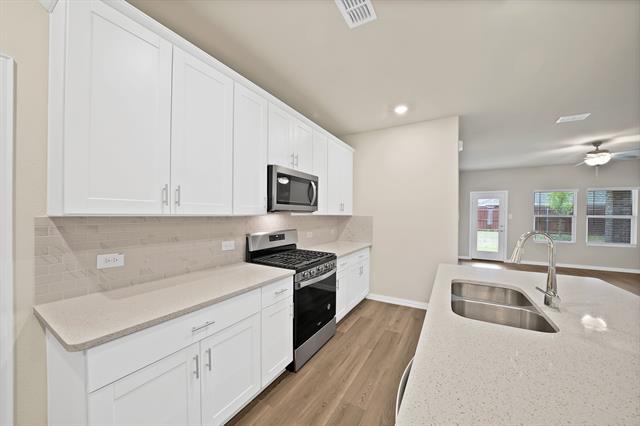 Building Photo - 505 Cottage Wood Dr