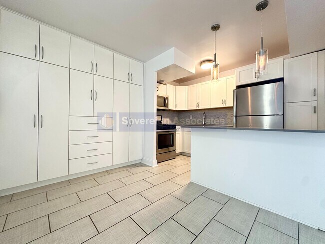 Building Photo - 33 North Third Ave