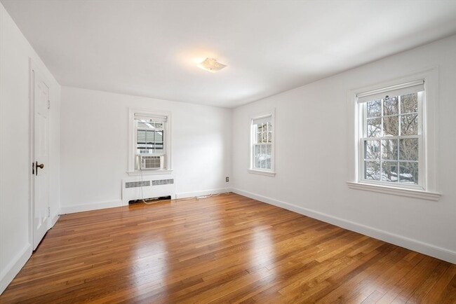 Building Photo - 159 Payson Rd