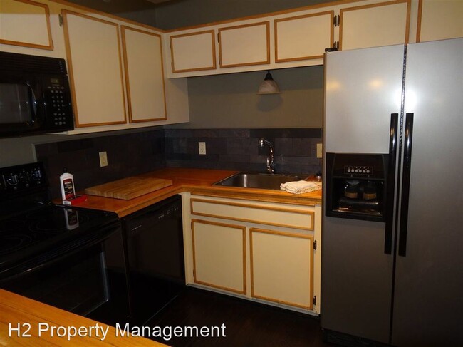 Building Photo - 2 br, 2 bath House - 445 Indian Village Trail