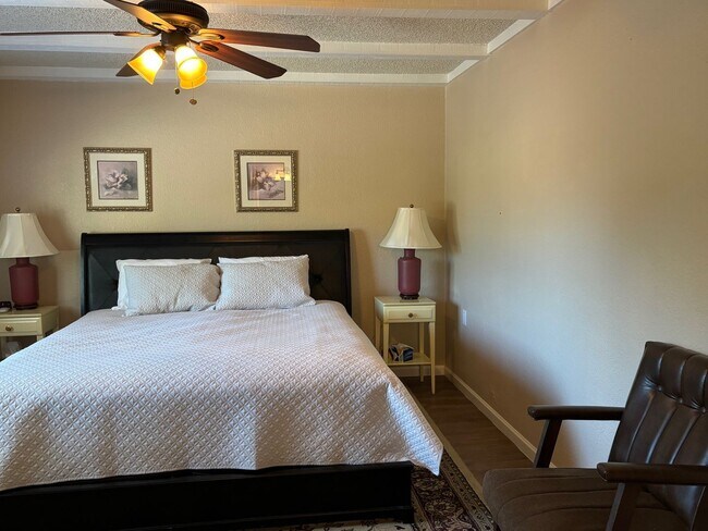 Building Photo - Perfect Vacation Home in a  45+ Active Adult Community! Available May 2026 through March 2027!