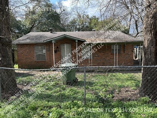 Building Photo - 7 Johnson St