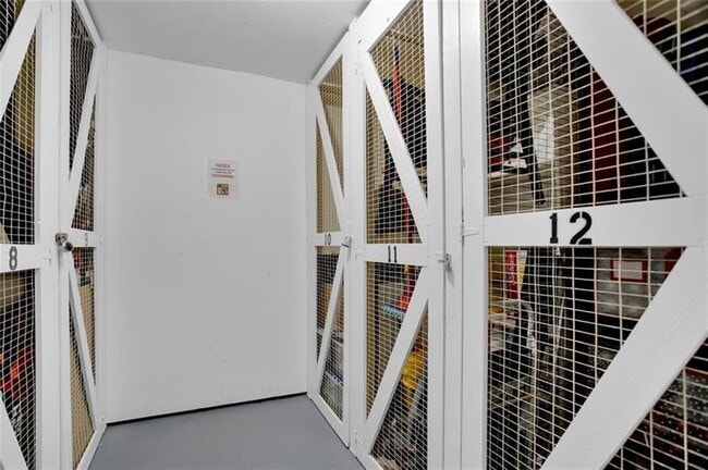 Building Photo - 3500 Galt Ocean Dr