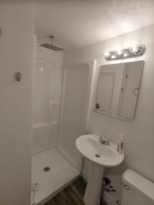 Building Photo - 3255 Ogden Ave