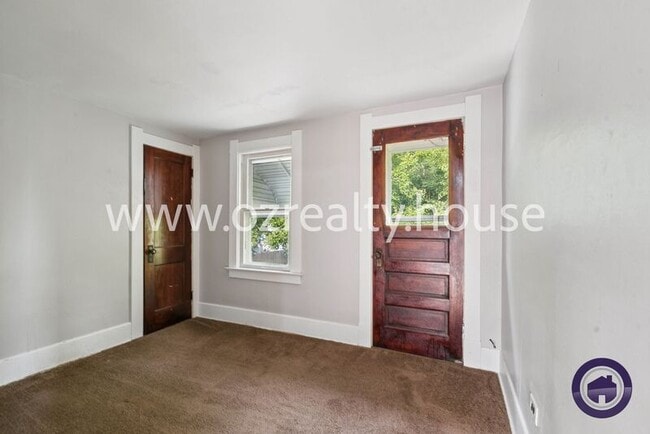 Building Photo - 4130 Asbury Dr