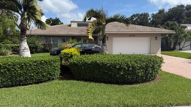 Building Photo - 13772 Sand Crane Dr