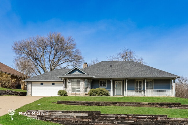 Building Photo - 731 Katherine Ct