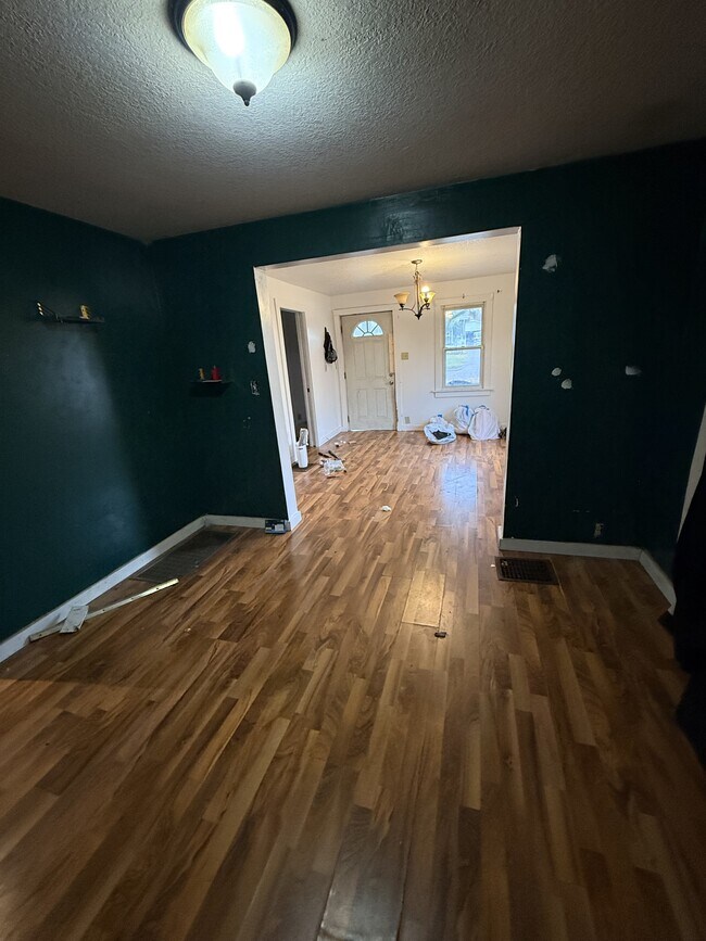 Building Photo - 1536 E Decatur St