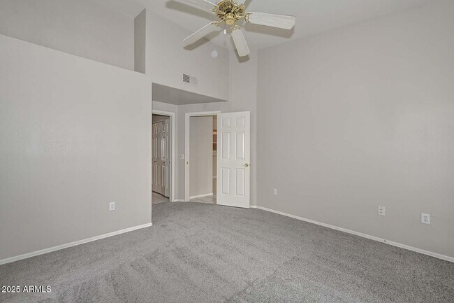 Building Photo - 7101 W Beardsley Rd