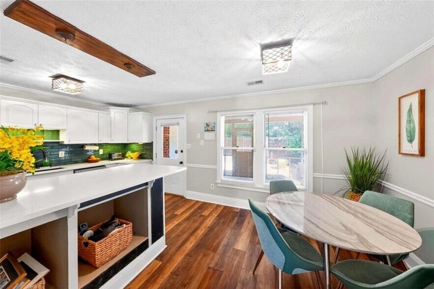 Building Photo - 6117 Queen Anne Ct