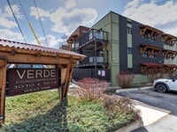 Building Photo - Modern two bedroom Condo Downtown