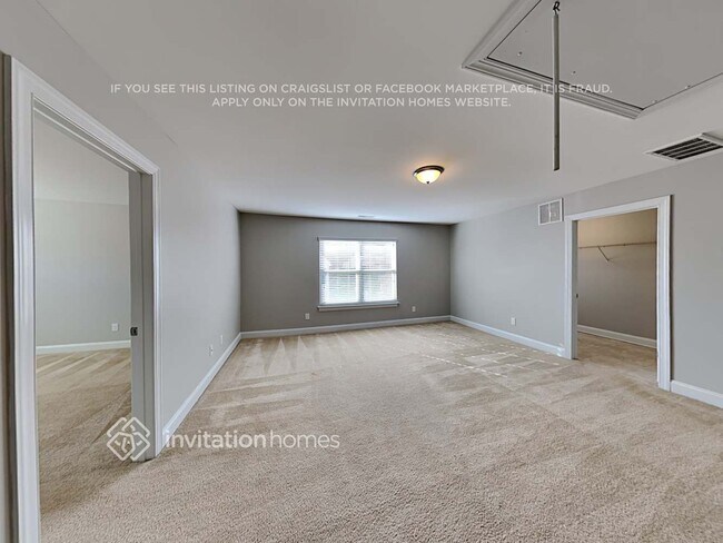 Building Photo - 78 Standing Oaks Ln