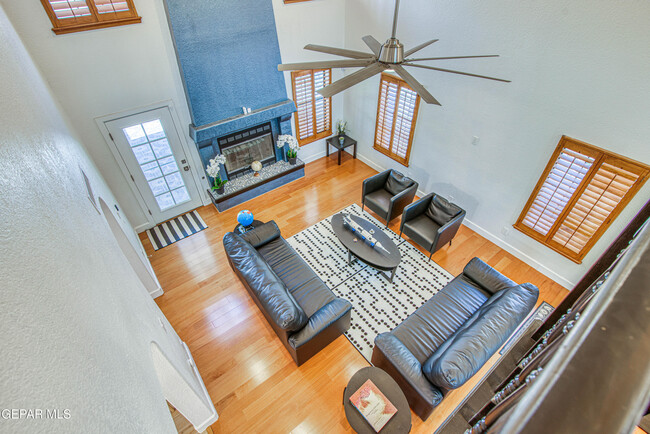 Building Photo - 6205 Brisa Del Mar Dr