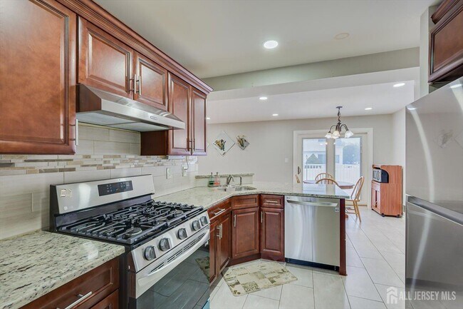 Building Photo - 51 Cherrywood Dr