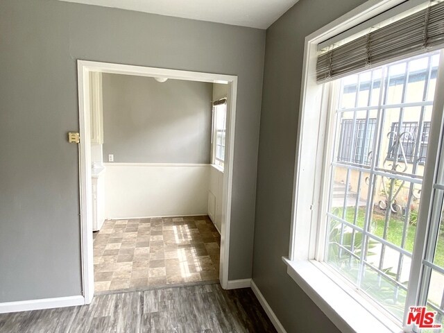 Building Photo - 4310 Overland Ave