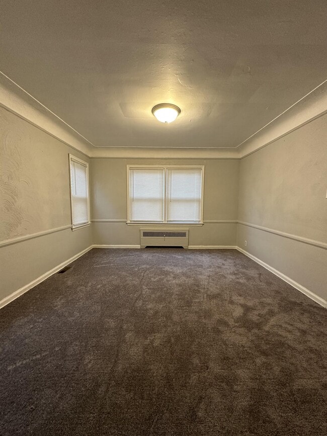 Building Photo - 10813 Whitehill St