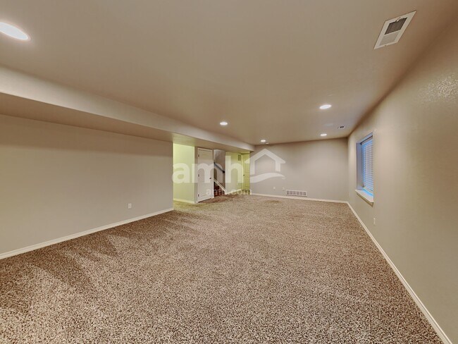 Building Photo - 10413 Declaration Dr