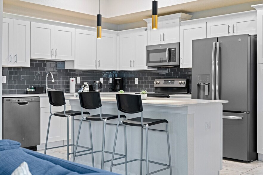 Building Photo - 3111 Paradox Cir