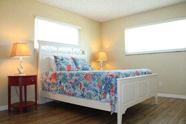 Building Photo - 5038 Alta Vista Ave