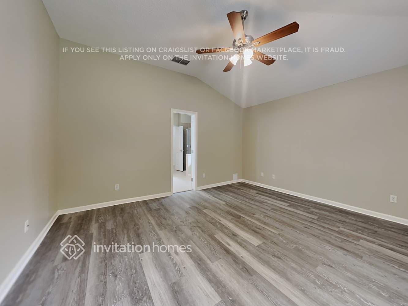 Building Photo - 1672 Northglen Cir