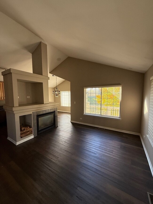 Building Photo - 1586 New Haven Dr