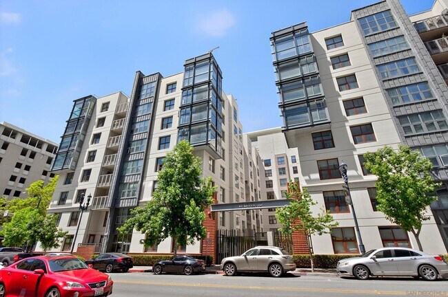 Building Photo - 1150 J St