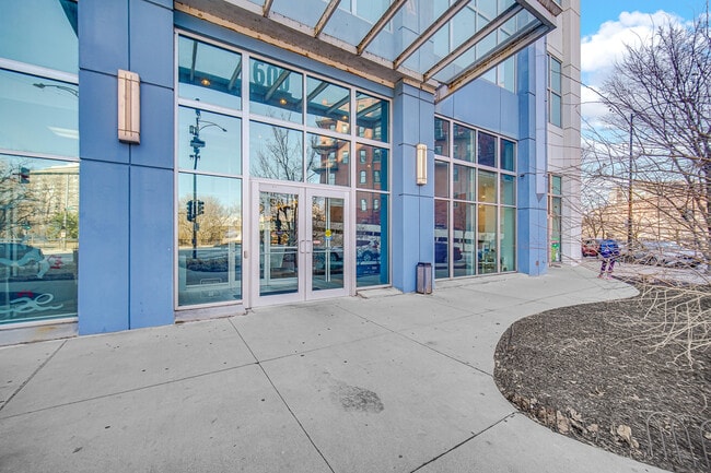 Building Photo - 1600 S Indiana Ave