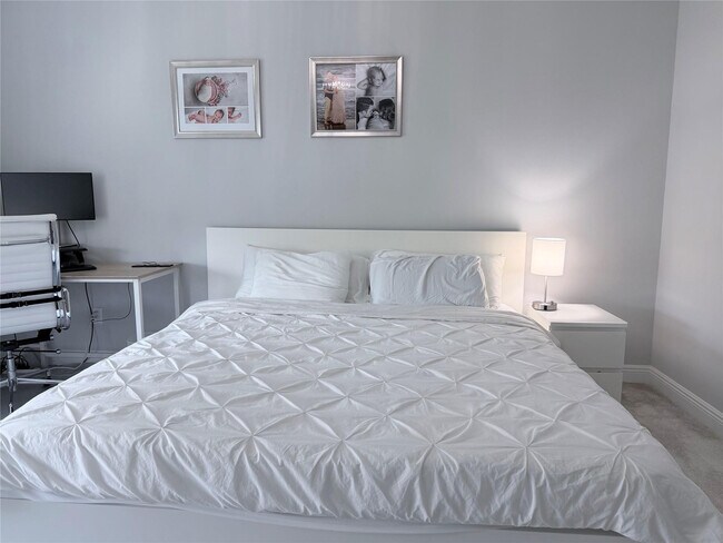 Building Photo - 556 Parsons Wy