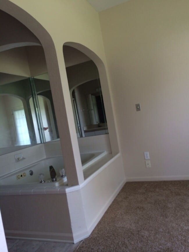 Building Photo - Condo in The Pinnacles of Holiday Hills Resort