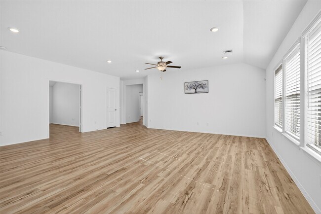 Building Photo - 5402 Still Creek Ranch Dr