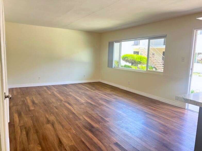 Interior Photo - 25846 Oak Street, Lomita