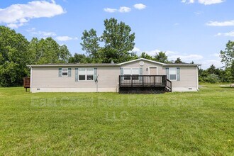 Building Photo - 123 Battlefield Dr