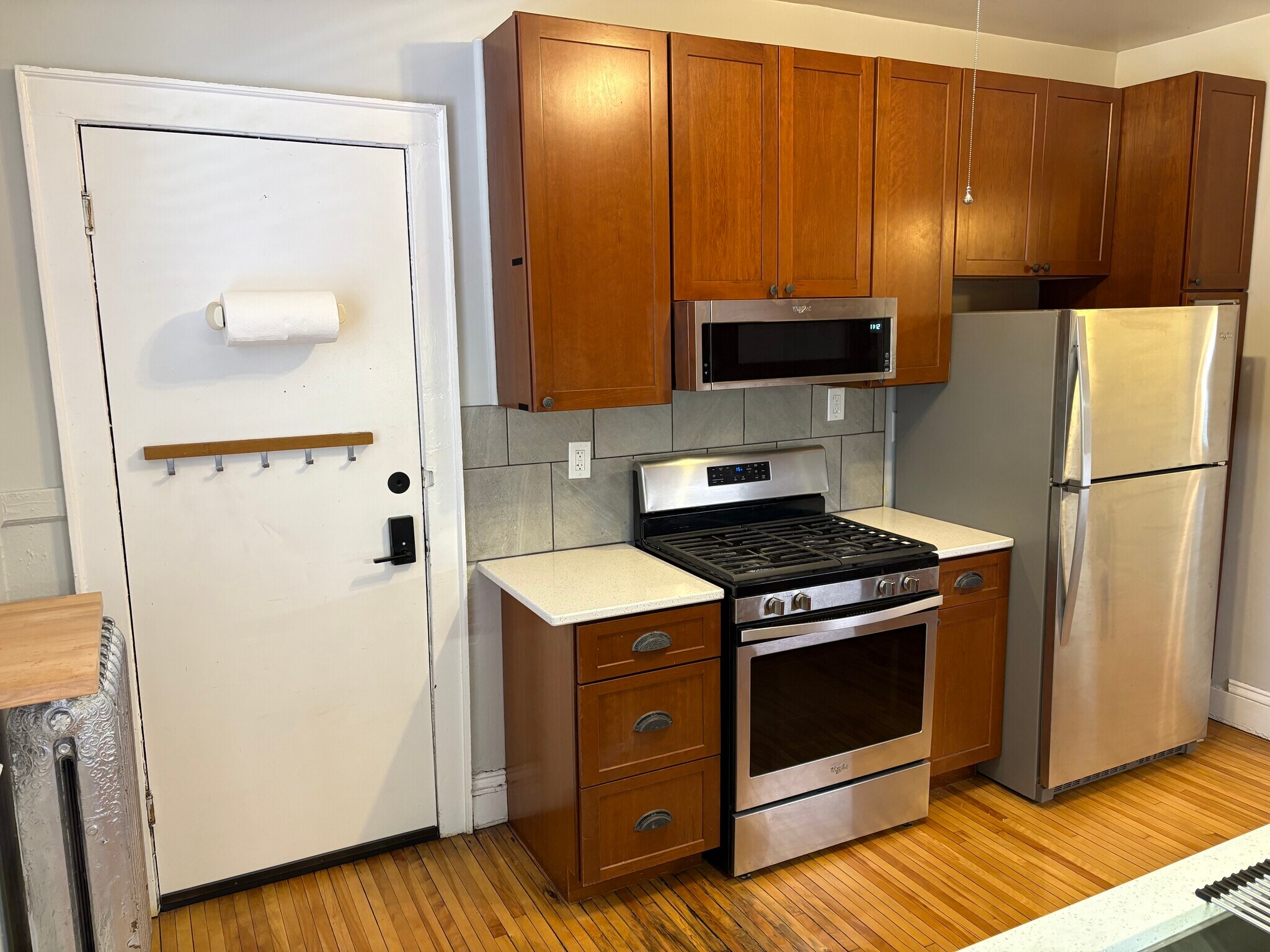 New microwave/hood and stainless range - 509 W 22nd St