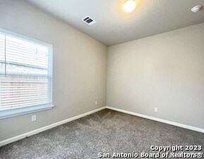 Building Photo - 1518 Stony Island Dr