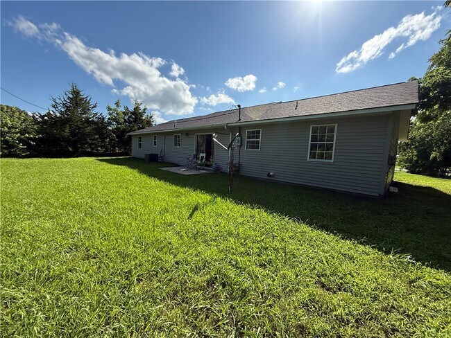 Building Photo - 2446 Ridgeway Loop