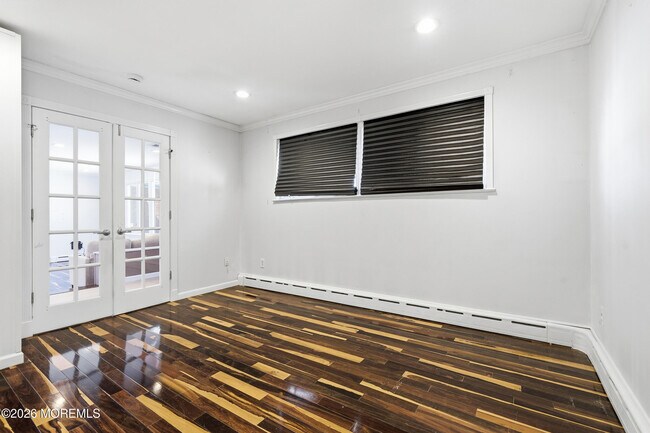 Building Photo - 294 Brighton Ave