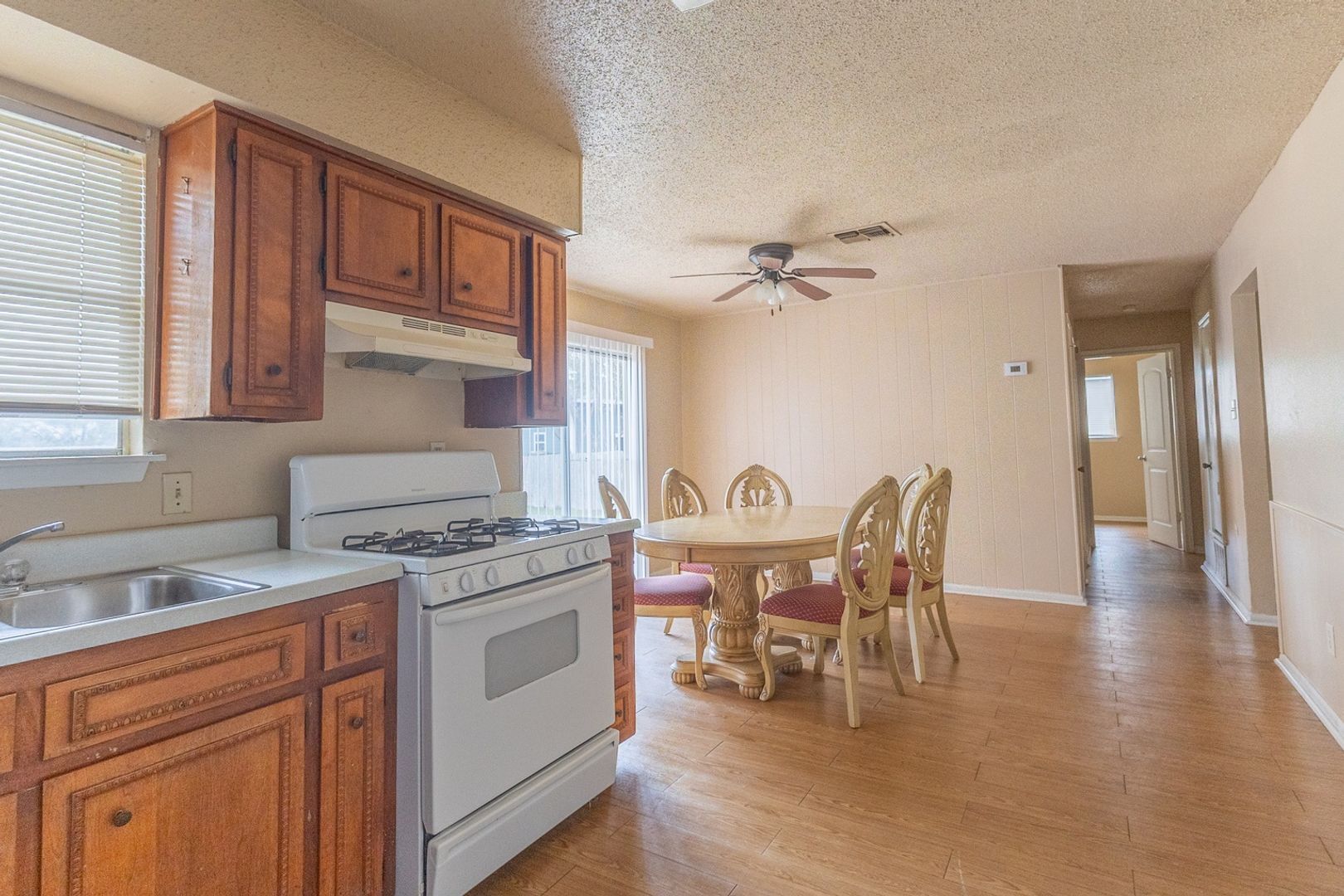 Building Photo - 11702 Welcome Dr