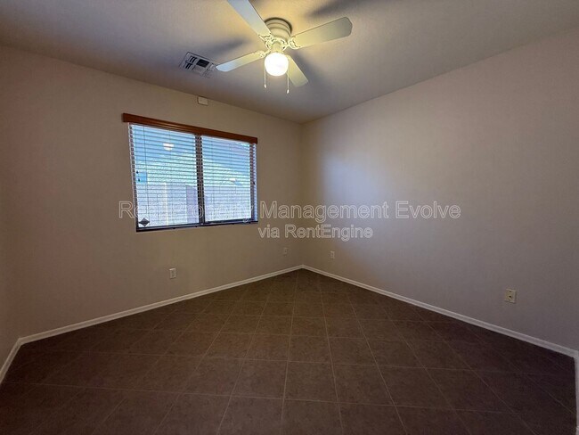 Building Photo - 9332 W Morrow Dr